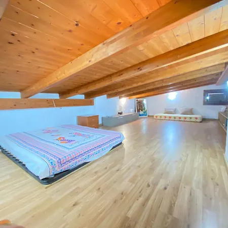 Is Sorrisi Βίλα *