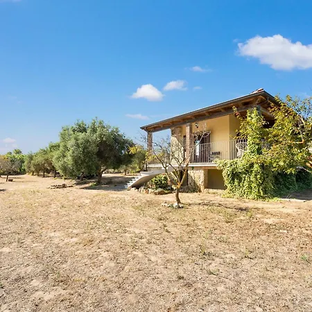 Villa Is Sorrisi Gonnesa